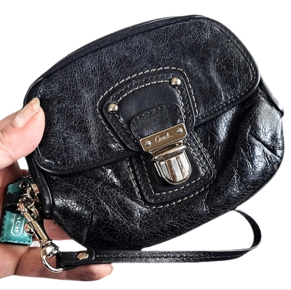 🖤 Coach Poppy Black Polished Leather Mini Bag Legacy Push Lock Wristlet Pouch - Picture 2 of 12